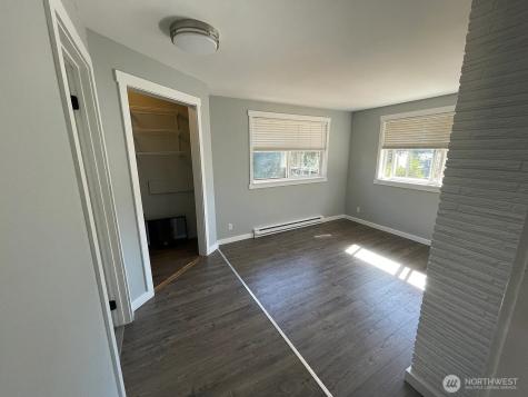 8036 116th Avenue SE Newcastle WA 98056