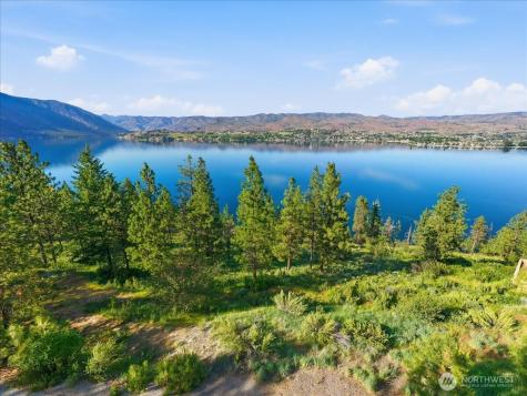 7376 Ridgeview Drive Chelan WA 98816