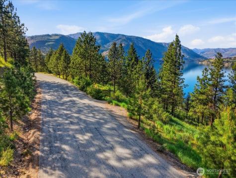 7376 Ridgeview Drive Chelan WA 98816