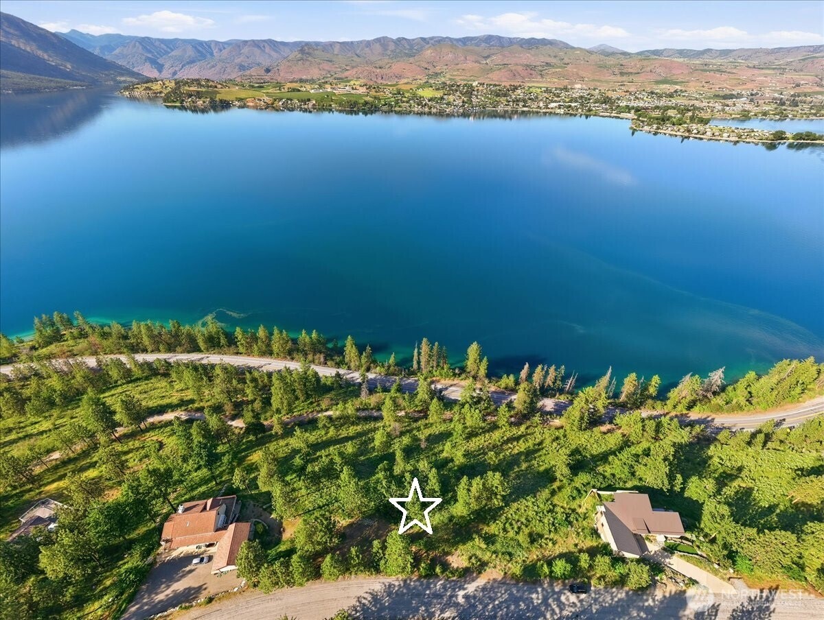 7376 Ridgeview Drive Chelan WA 98816