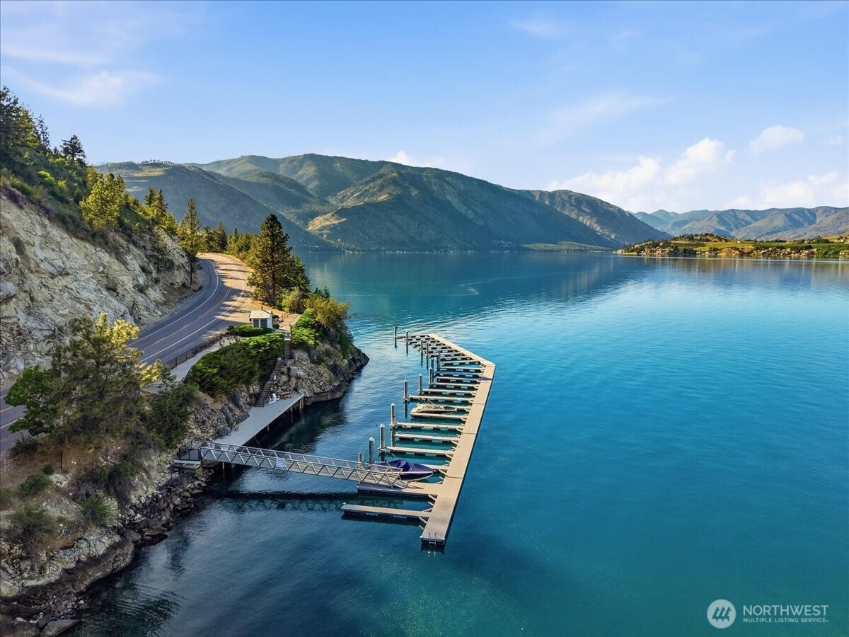 7376 Ridgeview Drive Chelan WA 98816