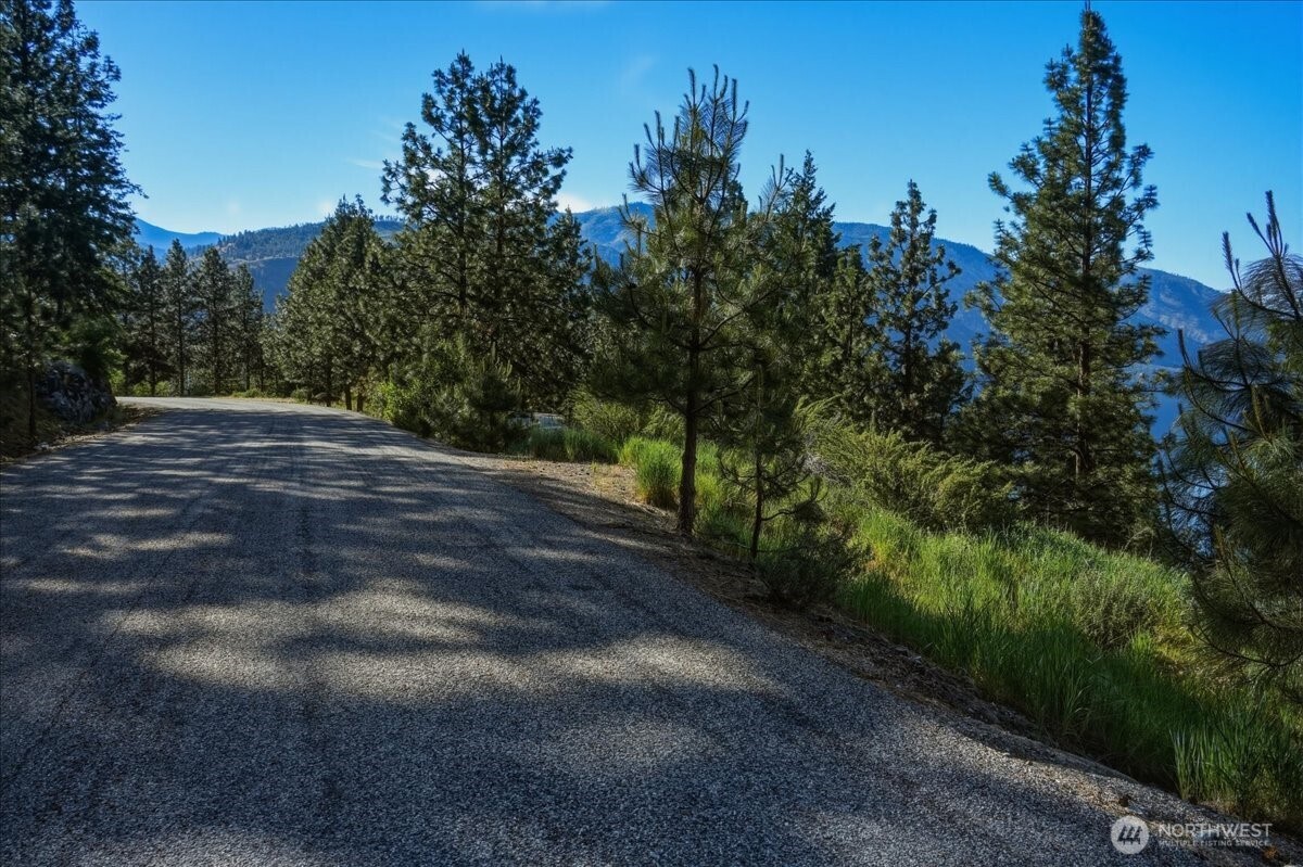 7376 Ridgeview Drive Chelan WA 98816