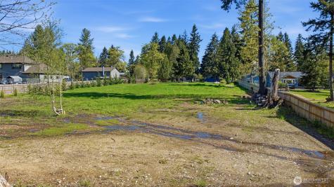 31061 W Lake Morton Drive SE Kent WA 98042