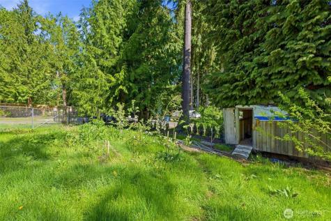 31061 W Lake Morton Drive SE Kent WA 98042