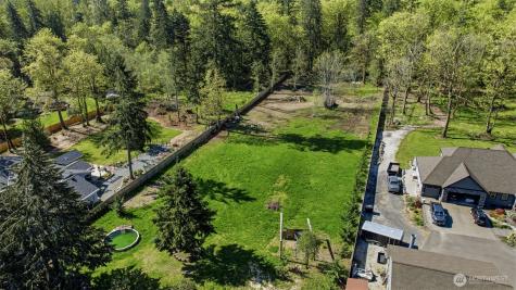 31061 W Lake Morton Drive SE Kent WA 98042