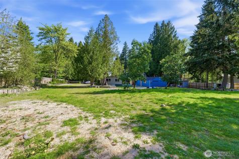 31061 W Lake Morton Drive SE Kent WA 98042