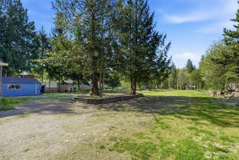 31061 W Lake Morton Drive SE Kent WA 98042