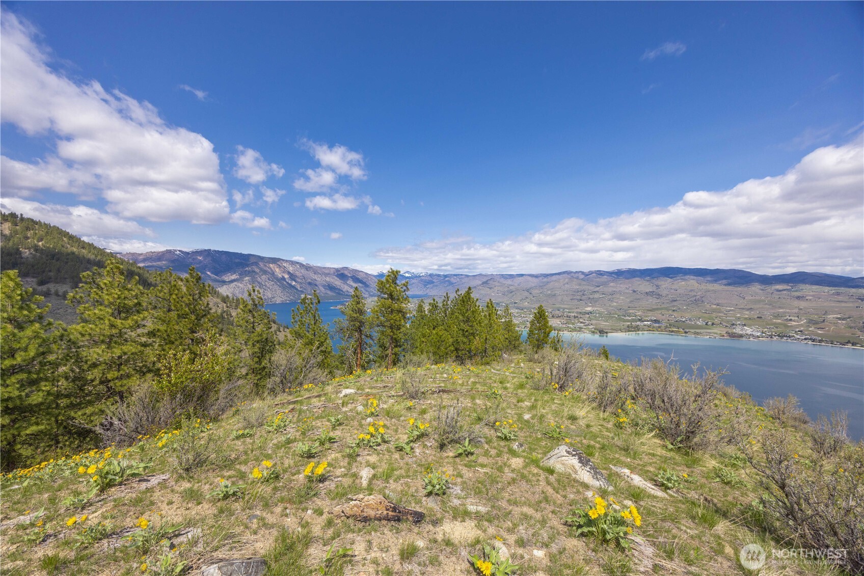 1 Bear Mountain Road Chelan WA 98816
