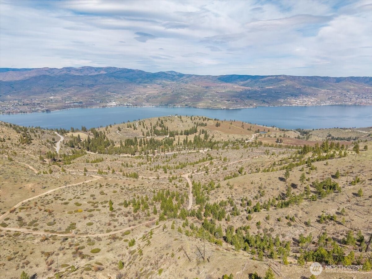 1 Bear Mountain Road Chelan WA 98816