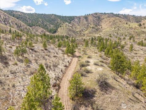 1 Bear Mountain Road Chelan WA 98816