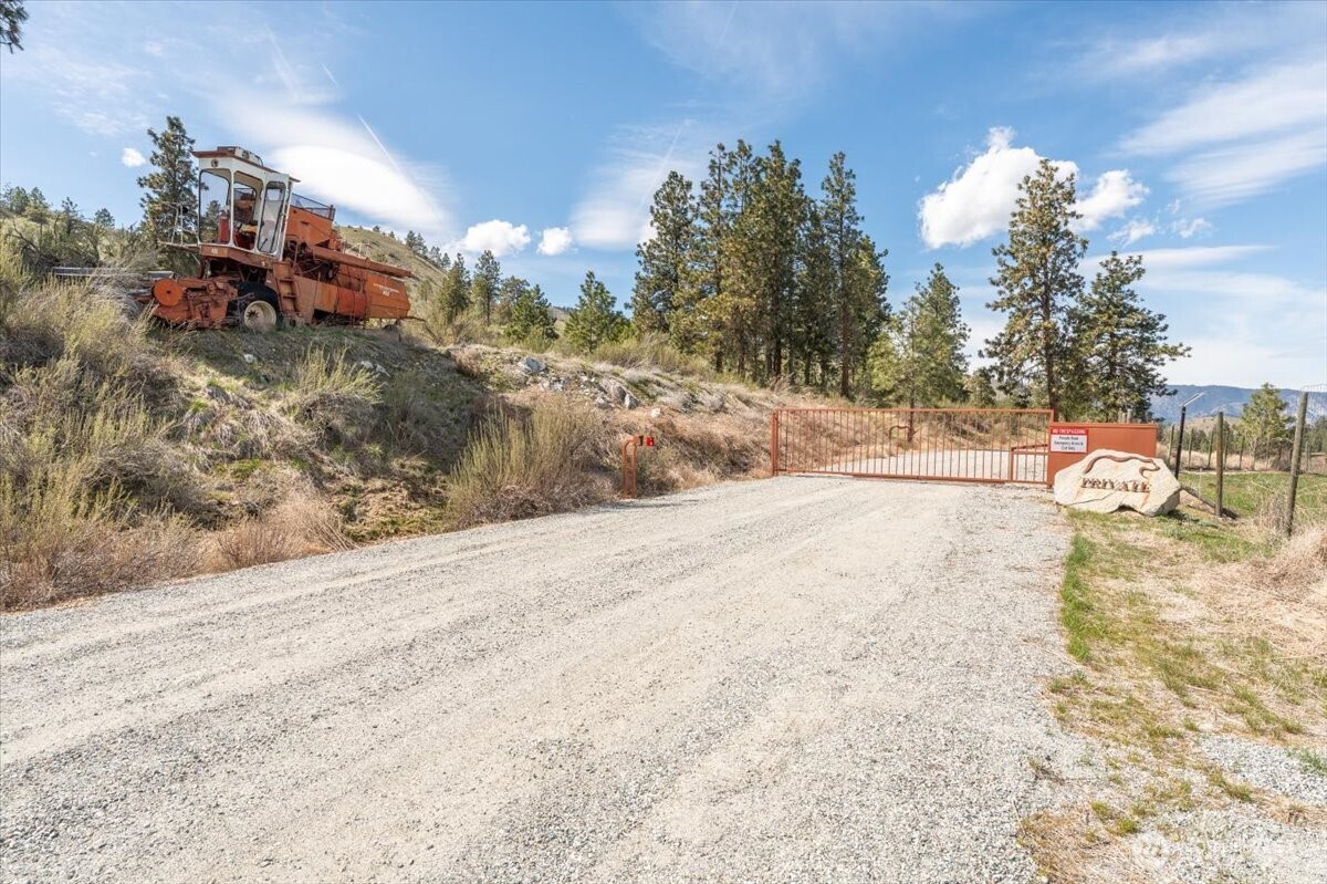 1 Bear Mountain Road Chelan WA 98816
