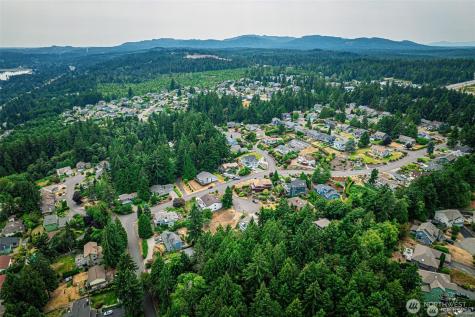 8110 Lorie Court NW Silverdale WA 98383