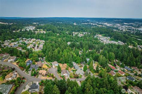 8110 Lorie Court NW Silverdale WA 98383
