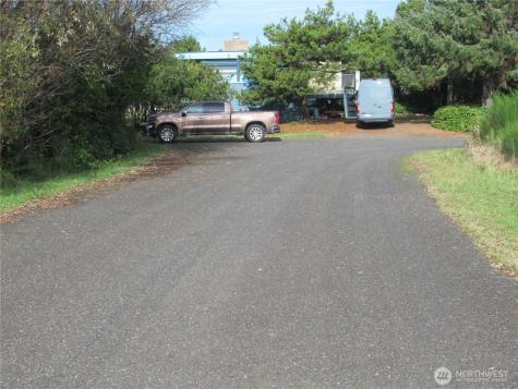 4 Driftwood Drive Ocean City WA 98569