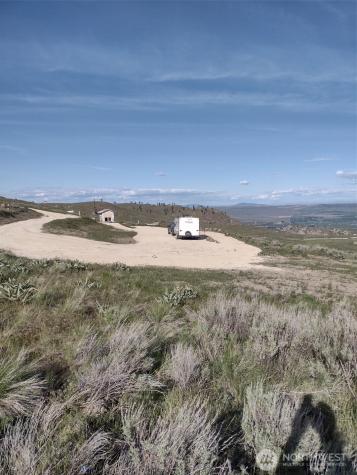 31 S Harmony Heights Brewster WA 98812