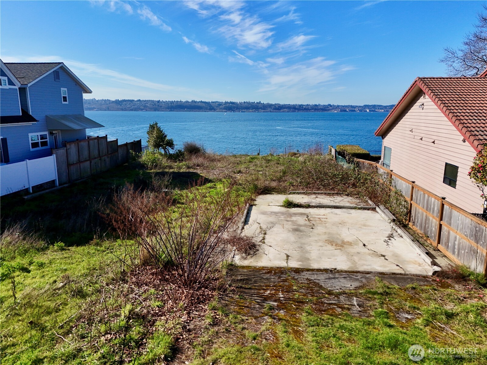 4904 Tok A Lou Drive NE Tacoma WA 98422