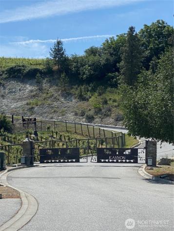 353 Karma Kanyon Drive Chelan WA 98816