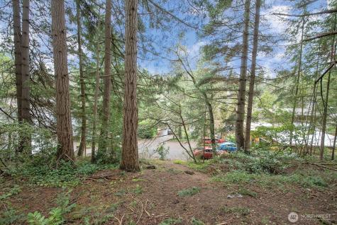 516 North 178th Court Shoreline WA 98133