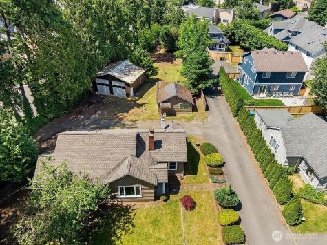 1564 Serpentine Place Shoreline WA 98155