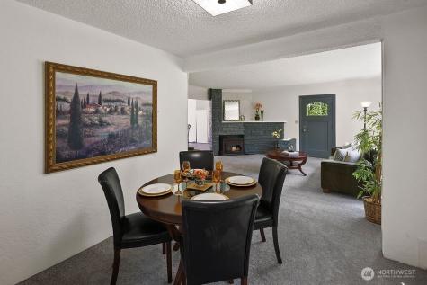 1564 Serpentine Place Shoreline WA 98155