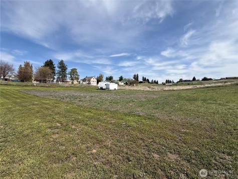 400 E Pine Street Waterville WA 98858