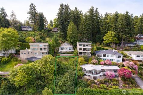 8512 NE Juanita Drive Kirkland WA 98034