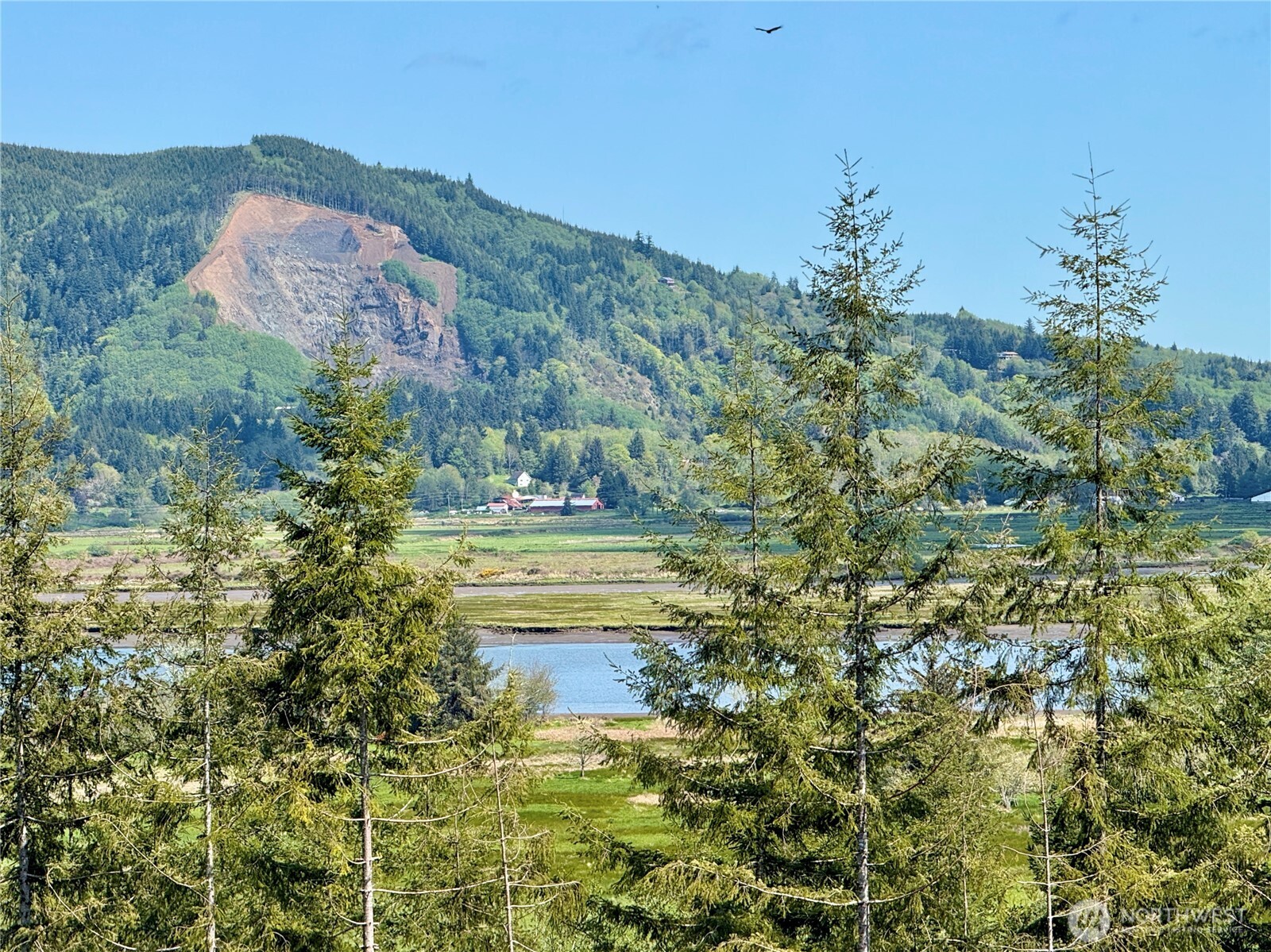 8468 Us Highway 101 South Bend WA 98586