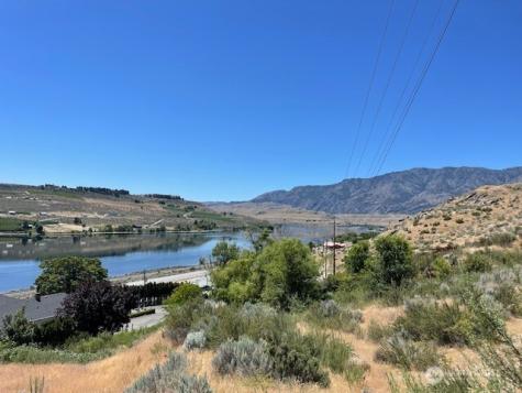 31 Osprey Nest Road Pateros WA 98846