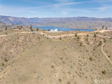295 Hawks Ridge Road Chelan WA 98816