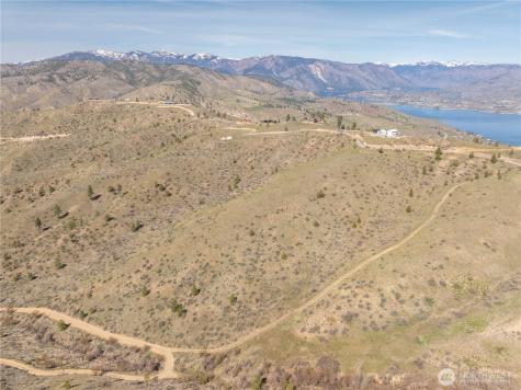 295 Hawks Ridge Road Chelan WA 98816