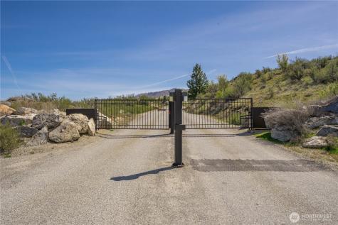 295 Hawks Ridge Road Chelan WA 98816