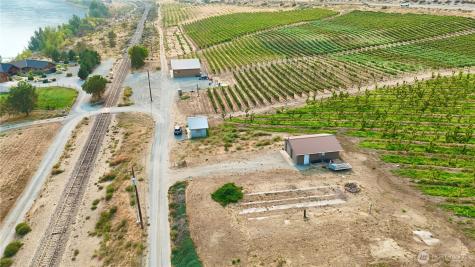 27375 Us Highway 97 Chelan WA 98816