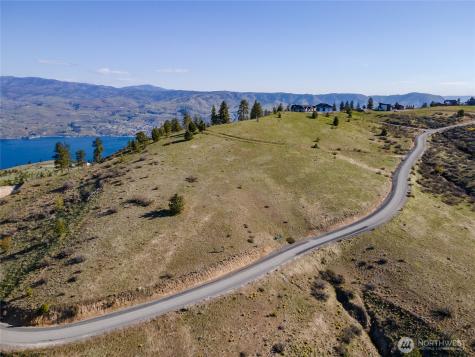 282 Hawks Ridge Road Chelan WA 98816