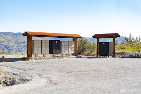 282 Hawks Ridge Road Chelan WA 98816