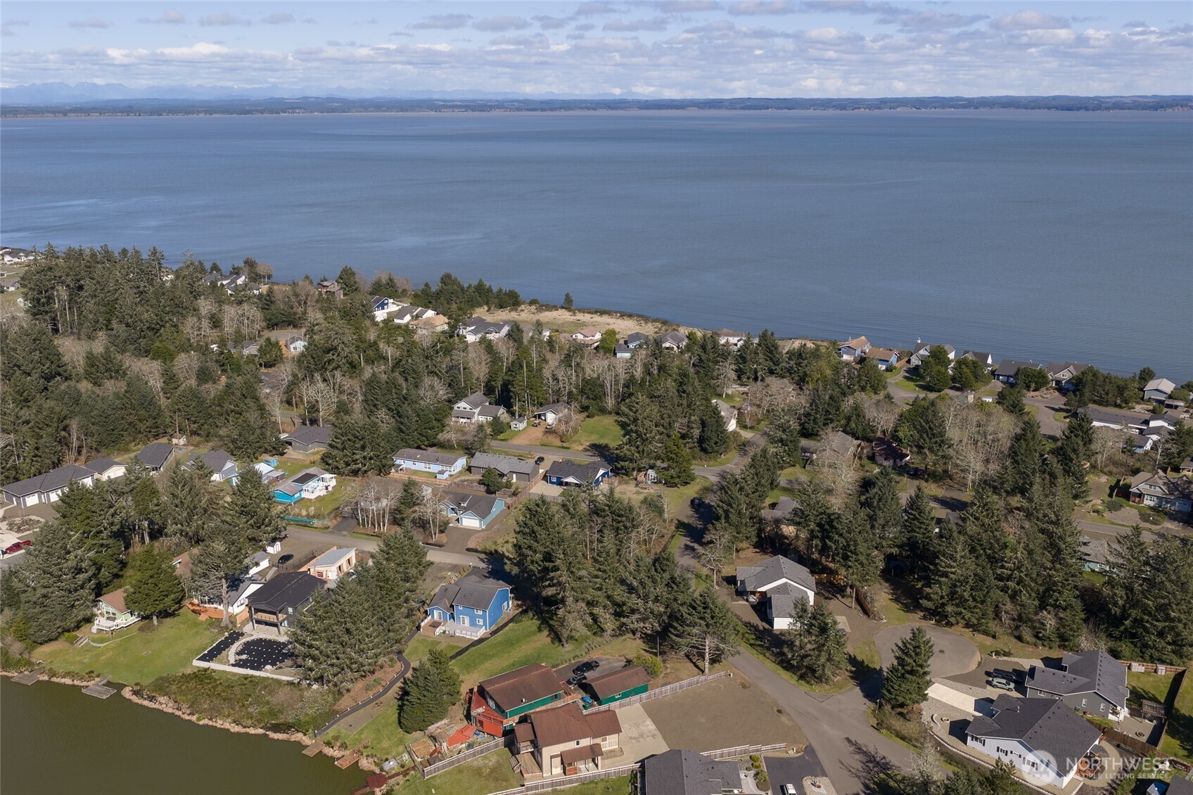298 Glacier Court SE Ocean Shores WA 98569