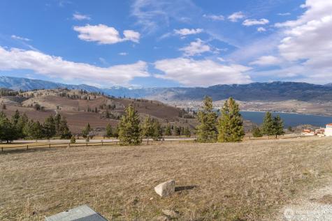 320 Paintbrush Road Chelan WA 98816