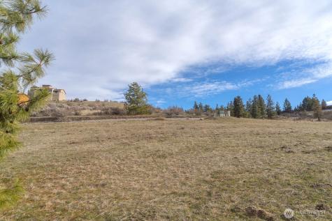 320 Paintbrush Road Chelan WA 98816