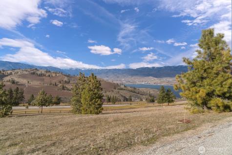 320 Paintbrush Road Chelan WA 98816