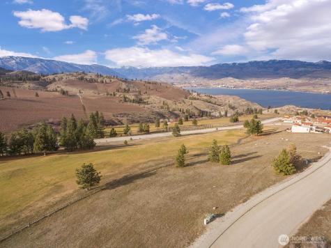 320 Paintbrush Road Chelan WA 98816