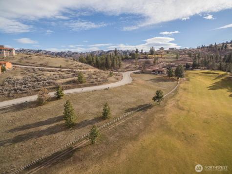 320 Paintbrush Road Chelan WA 98816