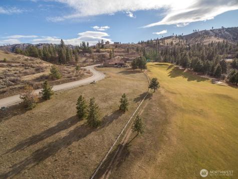 320 Paintbrush Road Chelan WA 98816
