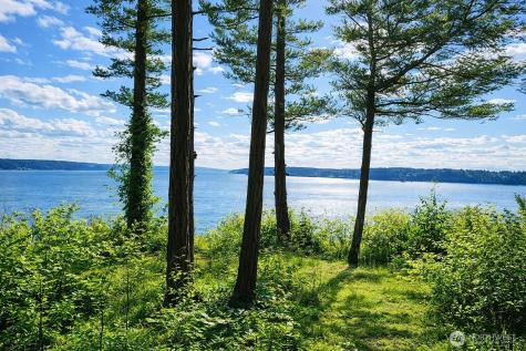 1012 N Scenic Heights Road Oak Harbor WA 98277
