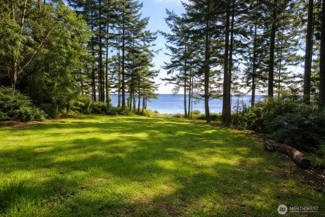 1012 N Scenic Heights Road Oak Harbor WA 98277