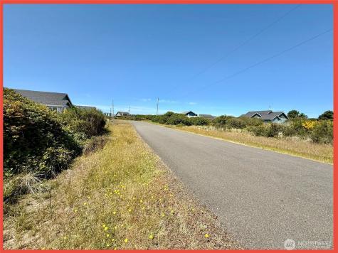 415 N Portal Loop SW Ocean Shores WA 98569