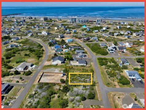 415 N Portal Loop SW Ocean Shores WA 98569