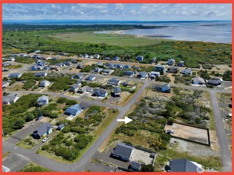 415 N Portal Loop SW Ocean Shores WA 98569