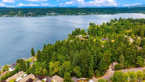 3958 SE 179th Lane Bellevue WA 98008