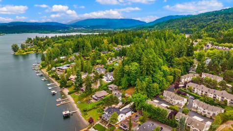 3958 SE 179th Lane Bellevue WA 98008