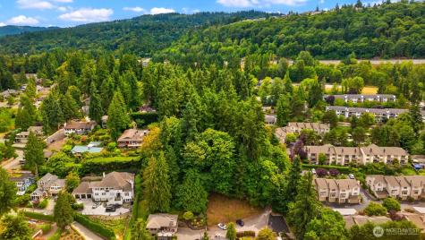 3958 SE 179th Lane Bellevue WA 98008