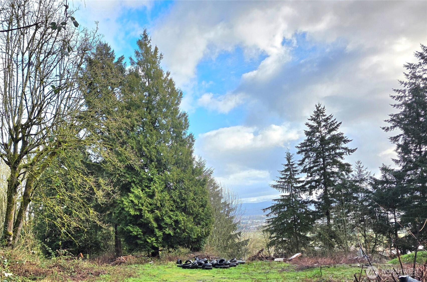 21211 35th Avenue S Seatac WA 98198